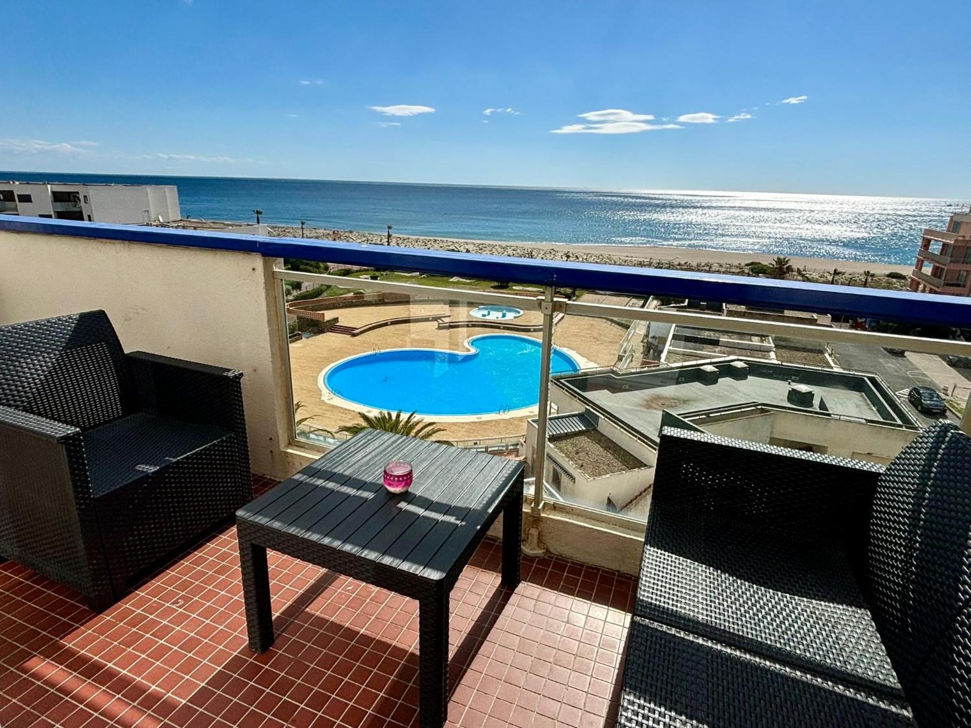 *Au Lydia* Appartement Vue Sur Mer, Avec Piscine. Ле-Баркарес Екстер'єр фото